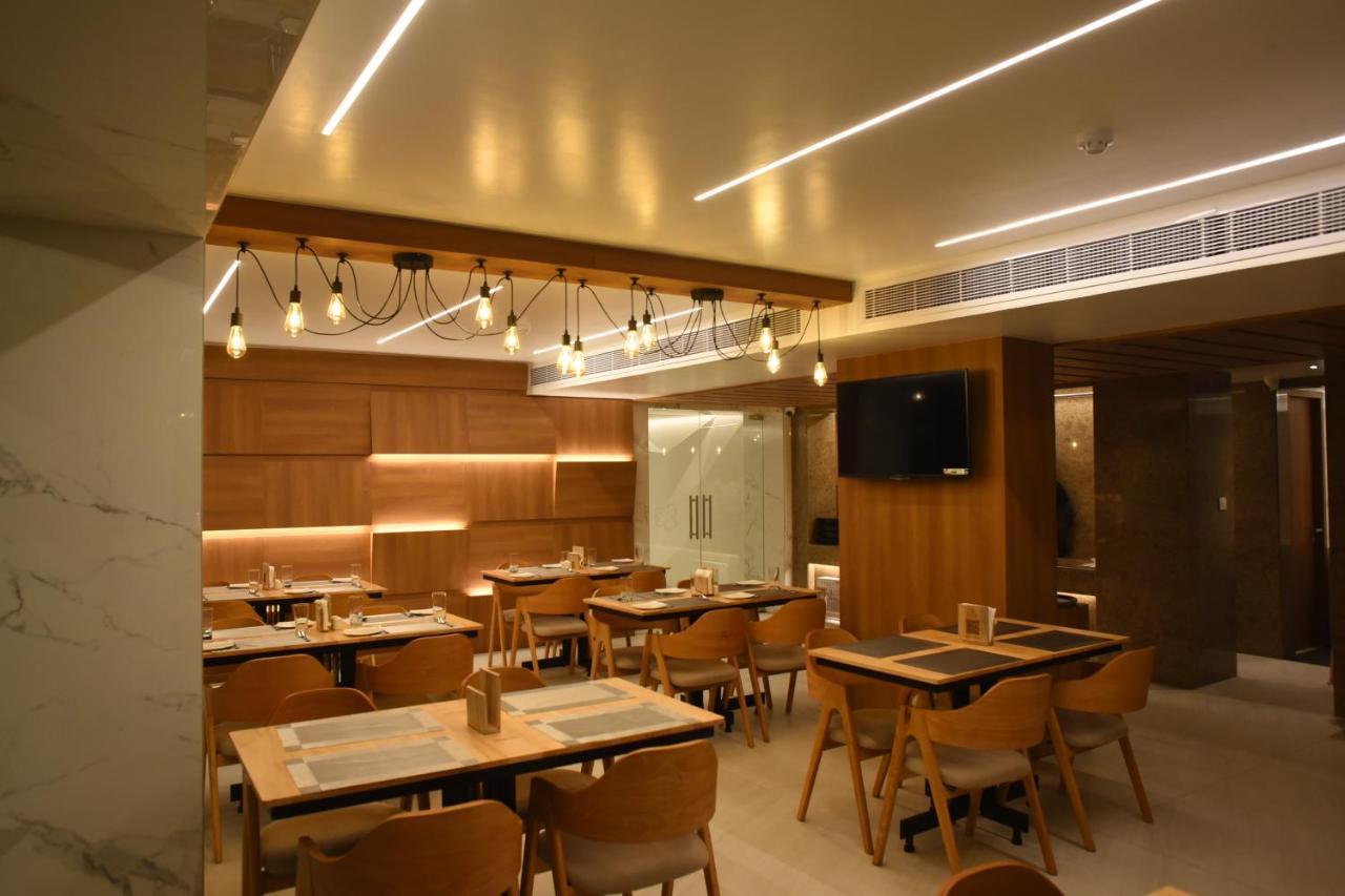 Rathna Residency - Near Us Consulate Hotel Chennai Eksteriør billede